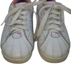 Hello Kitty Shoes Sneakers Sanrio Tennis Shoe Big Kids Size 12½ GIRLS YOUTH